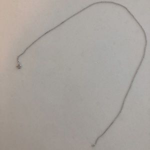 Silver chain (on its own)